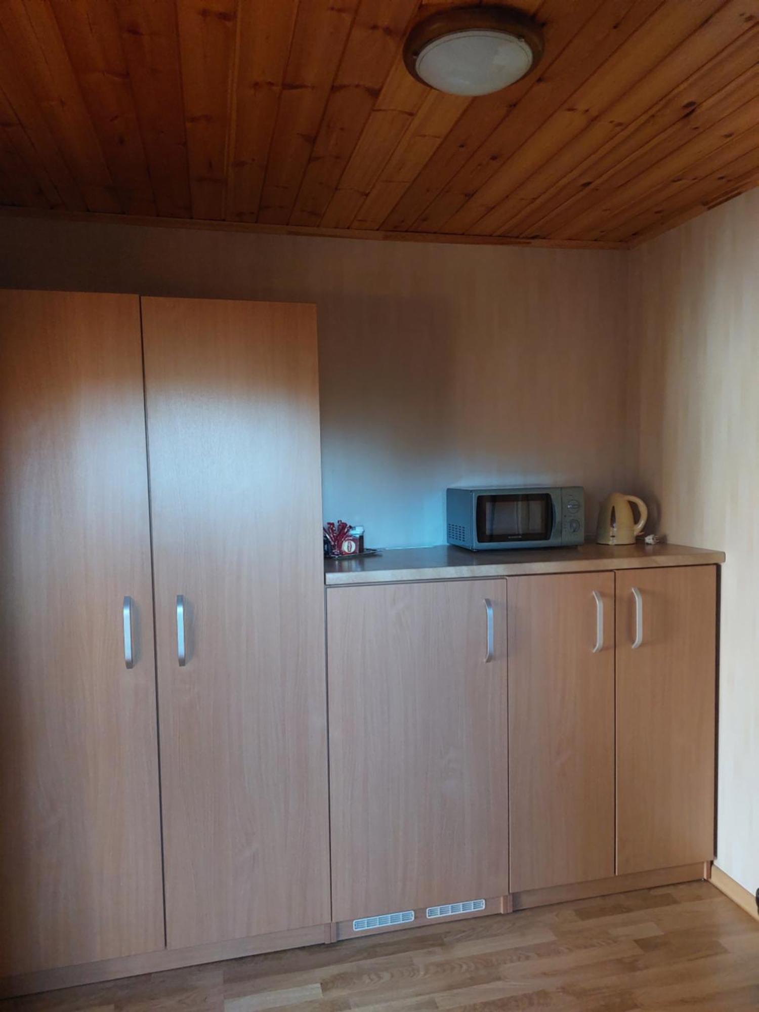 Asmonienes Sveciu Namai "Senoji Mokyklele" Hotel Smalininkai Buitenkant foto