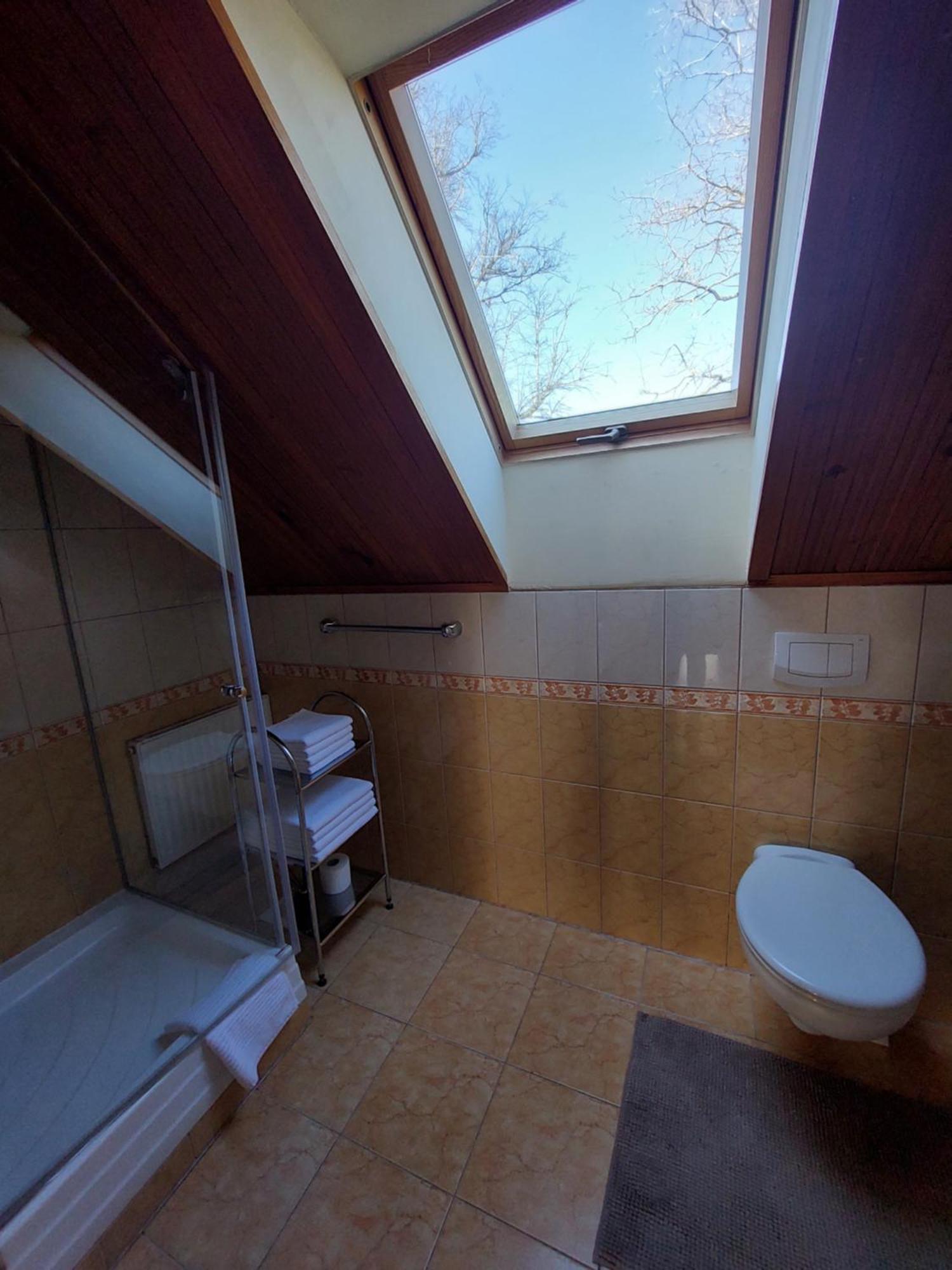 Asmonienes Sveciu Namai "Senoji Mokyklele" Hotel Smalininkai Buitenkant foto