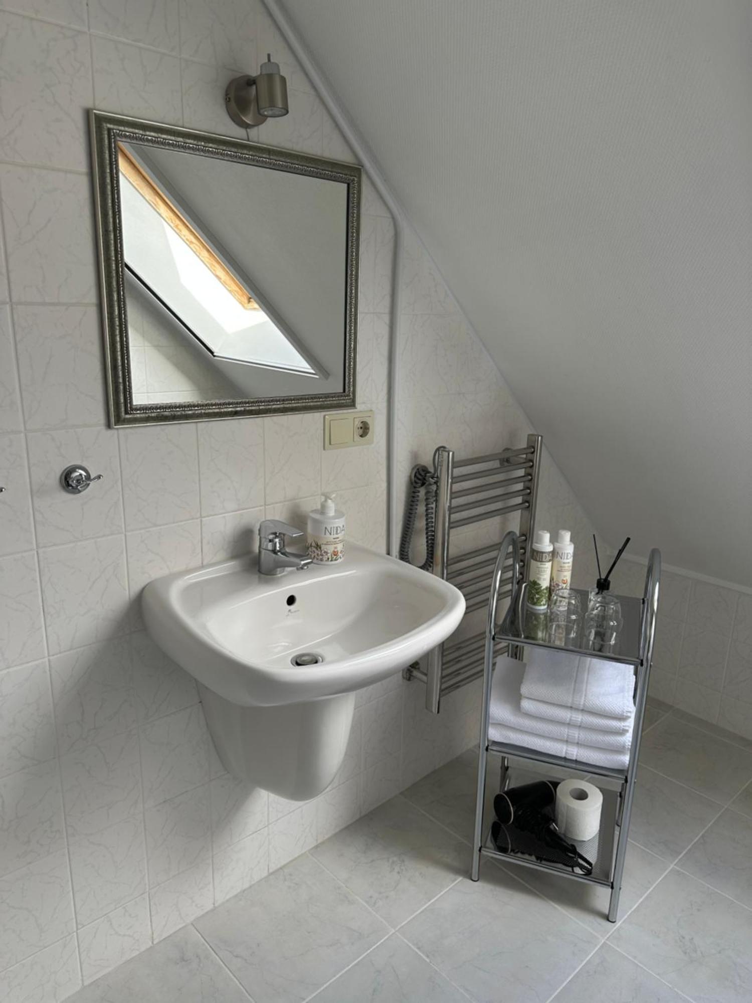 Asmonienes Sveciu Namai "Senoji Mokyklele" Hotel Smalininkai Buitenkant foto