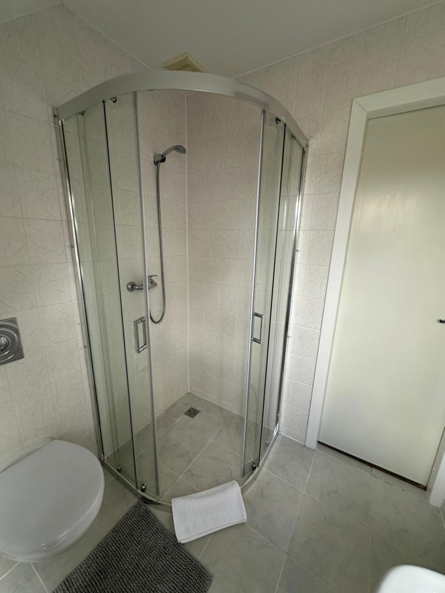 Asmonienes Sveciu Namai "Senoji Mokyklele" Hotel Smalininkai Buitenkant foto