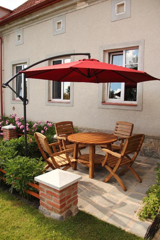 Asmonienes Sveciu Namai "Senoji Mokyklele" Hotel Smalininkai Buitenkant foto