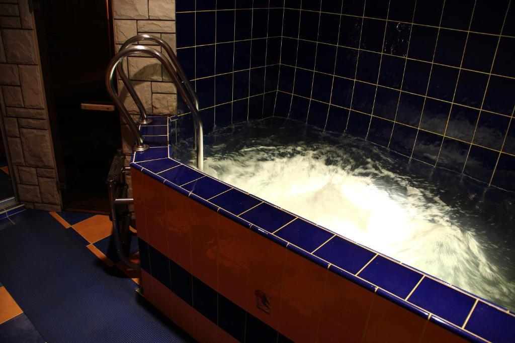 Asmonienes Sveciu Namai "Senoji Mokyklele" Hotel Smalininkai Buitenkant foto